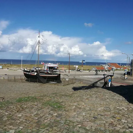 Sluiterstraat 19 * Katwijk aan Zee